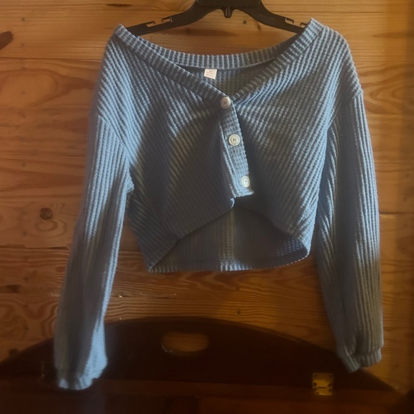 off shoulder sweater - Picture 2 of 3